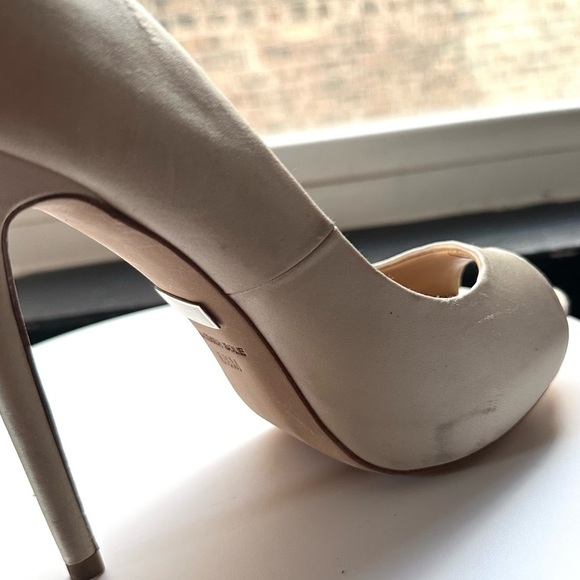 🌸BADGLEY MISCHKA🌸 Kiara Crystal Back Open Toe Pump  size 6.5 - Picture 14 of 16